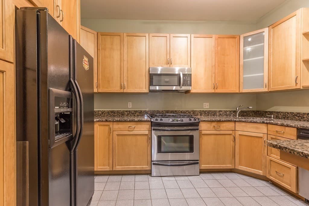 Condominium at 15 Blackwood # 2, Boston MA 02115, photo 4 of 11
