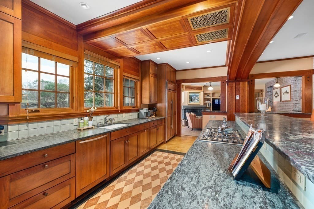 Single Family Residence at 99 Essex Street, Hamilton MA 01982, photo 13 of 42