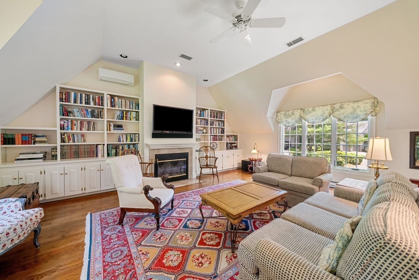 Condominium at 18 Phillips Pond Rd # 18, Natick MA 01760, Natick, photo 10 of 41