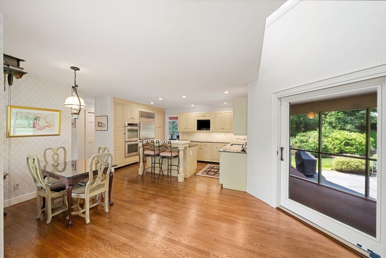 Condominium at 18 Phillips Pond Rd # 18, Natick MA 01760, Natick, photo 4 of 41