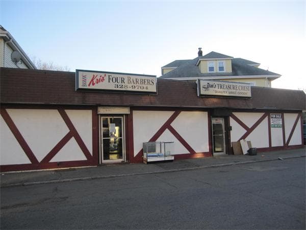 12-16 Brooks Ave, Quincy MA 02169 photo 2