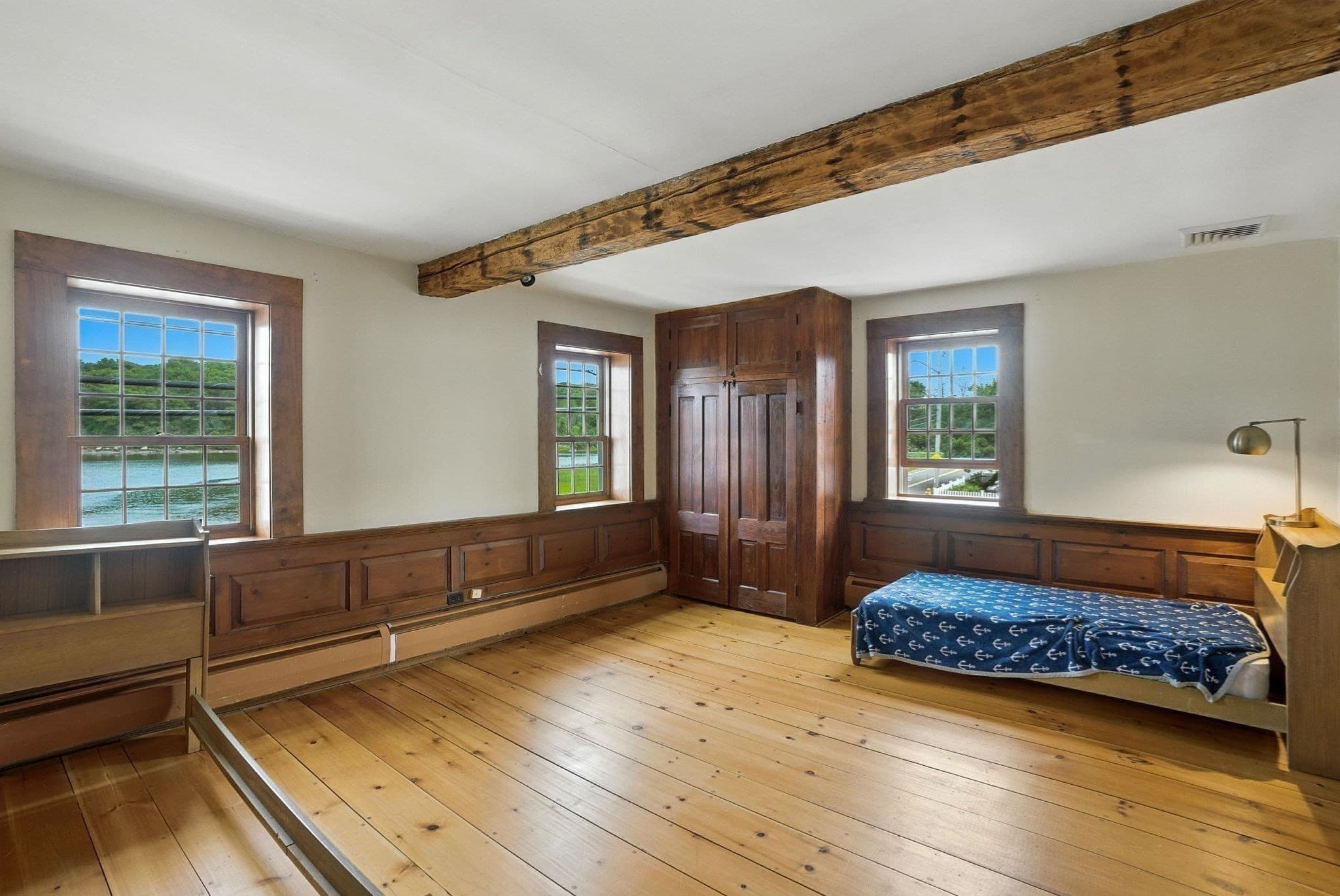 Single Family Residence at 672 Washington Street, Gloucester MA 01930, Gloucester, photo 20 of 27