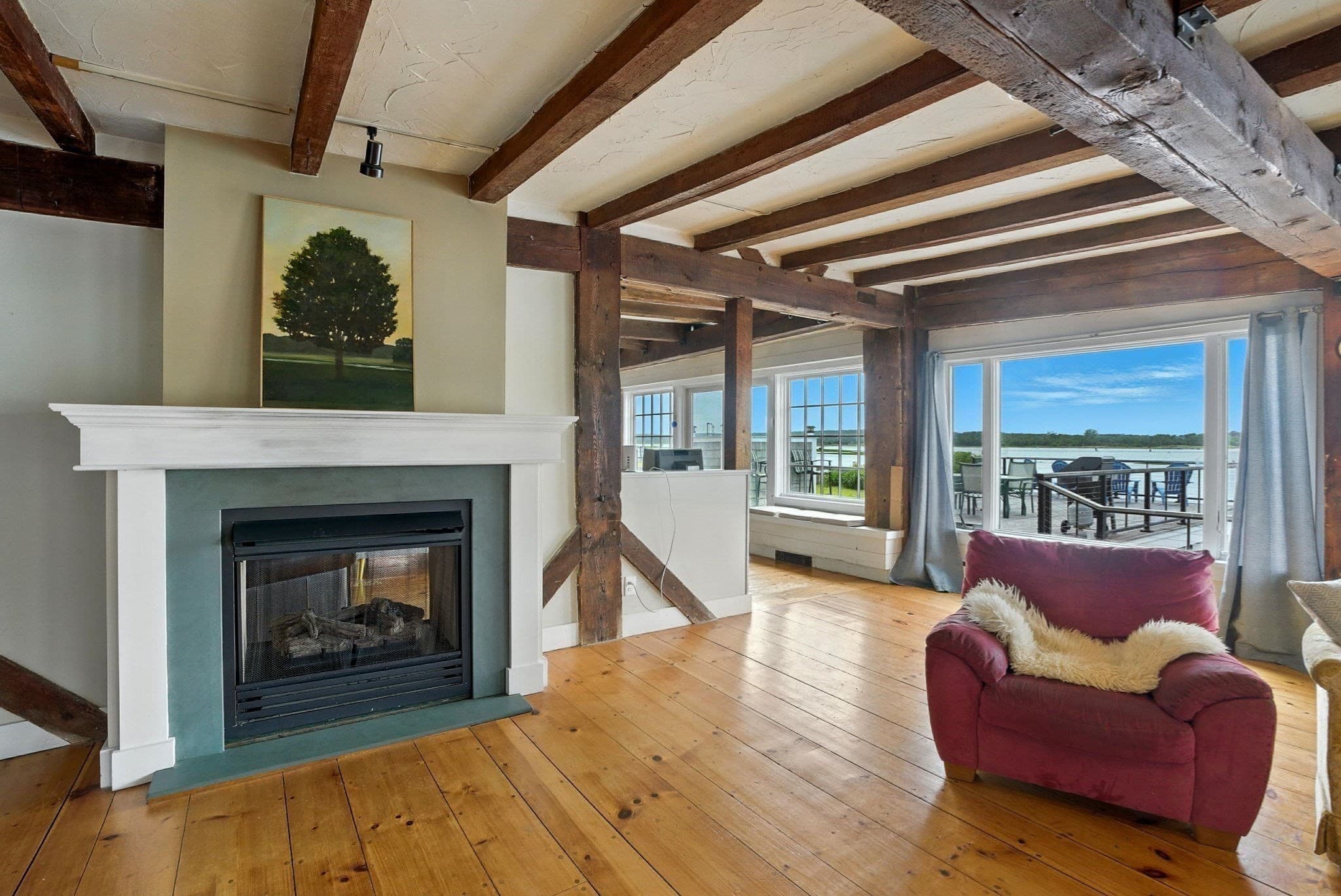 Single Family Residence at 672 Washington Street, Gloucester MA 01930, Gloucester, photo 11 of 27