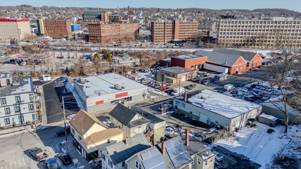 240 Essex St, Haverhill MA 01832