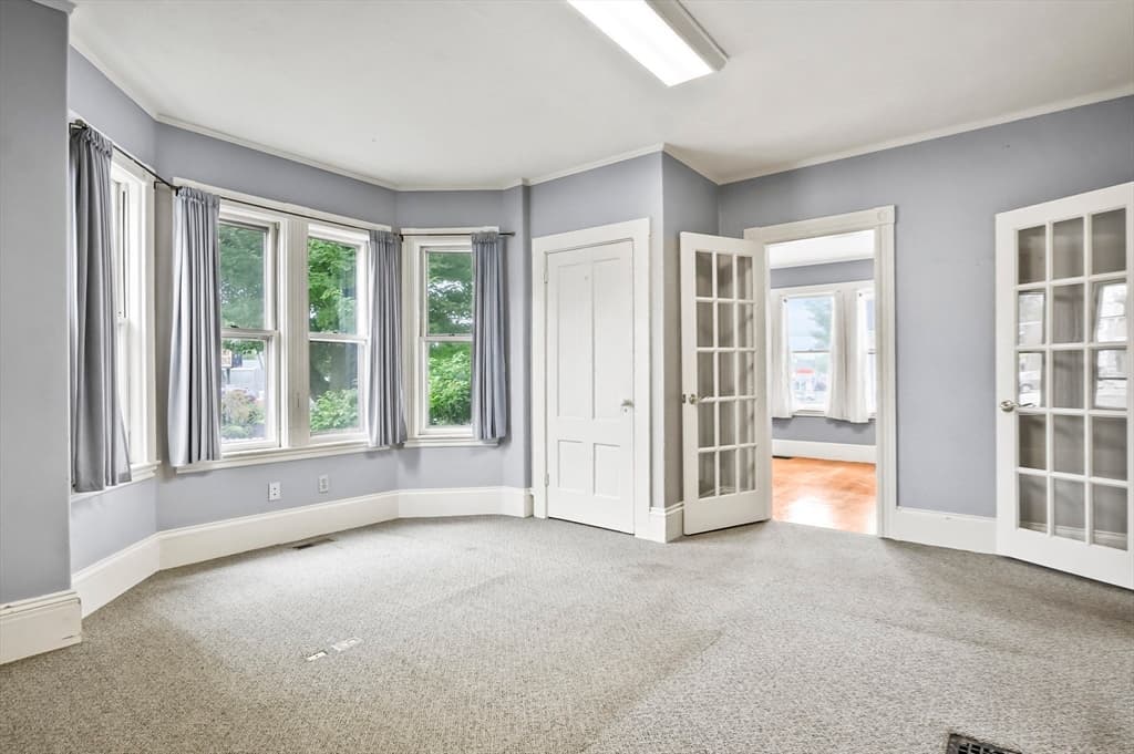Commercial Sale at 182 State St, Newburyport MA 01950, photo 9 of 34