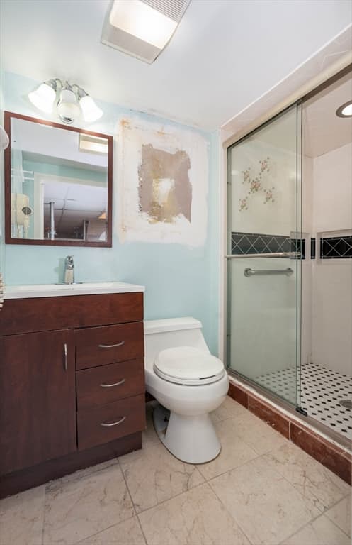 Single Family Residence at 211 Copeland St, Quincy MA 02169, photo 31 of 40