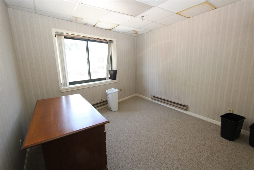 Commercial Sale at 7 Henry St, Worcester MA 01604, Worcester, photo 22 of 26