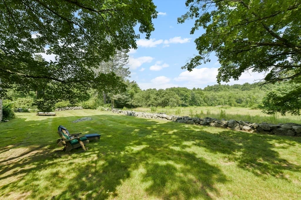 Single Family Residence at 10 Reiling Pond Rd, Lincoln MA 01773, Lincoln, photo 20 of 24