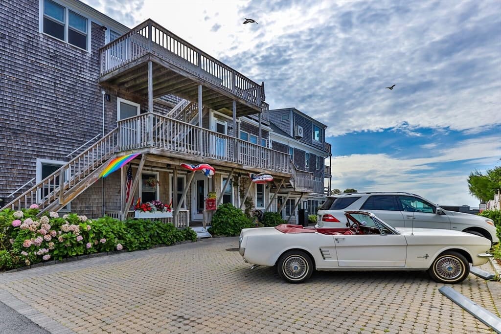 Commercial Sale at 539 Commercial Street Unit 1, Provincetown MA 02657, photo 6 of 35