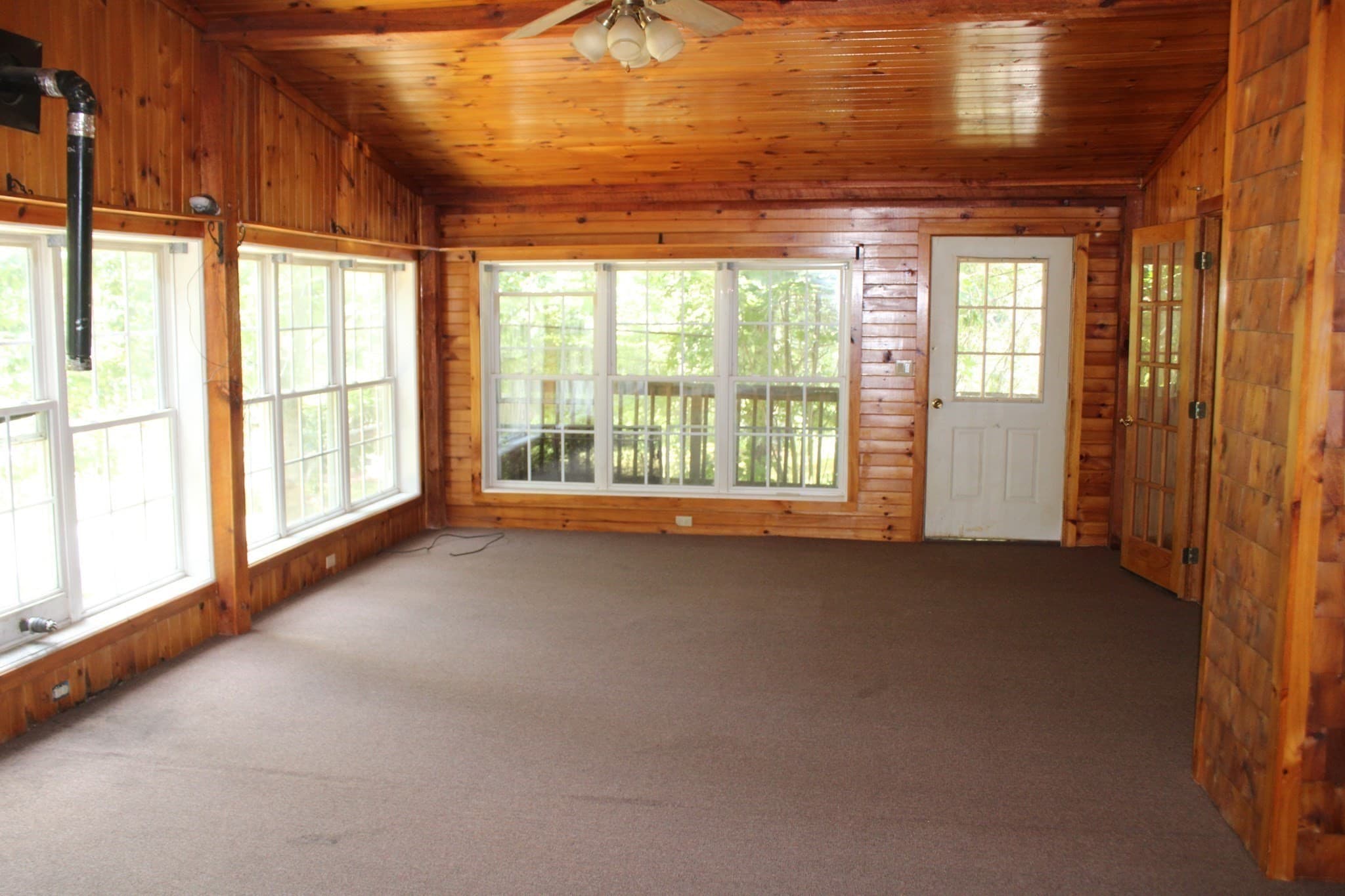 Single Family Residence at 87 Bellevue Dr East, Athol MA 01331, photo 9 of 21