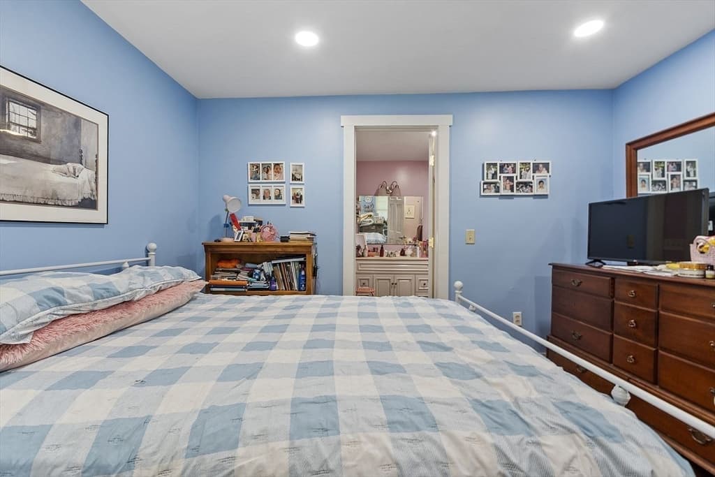 610 South Main St., Orange MA 01364 photo 11