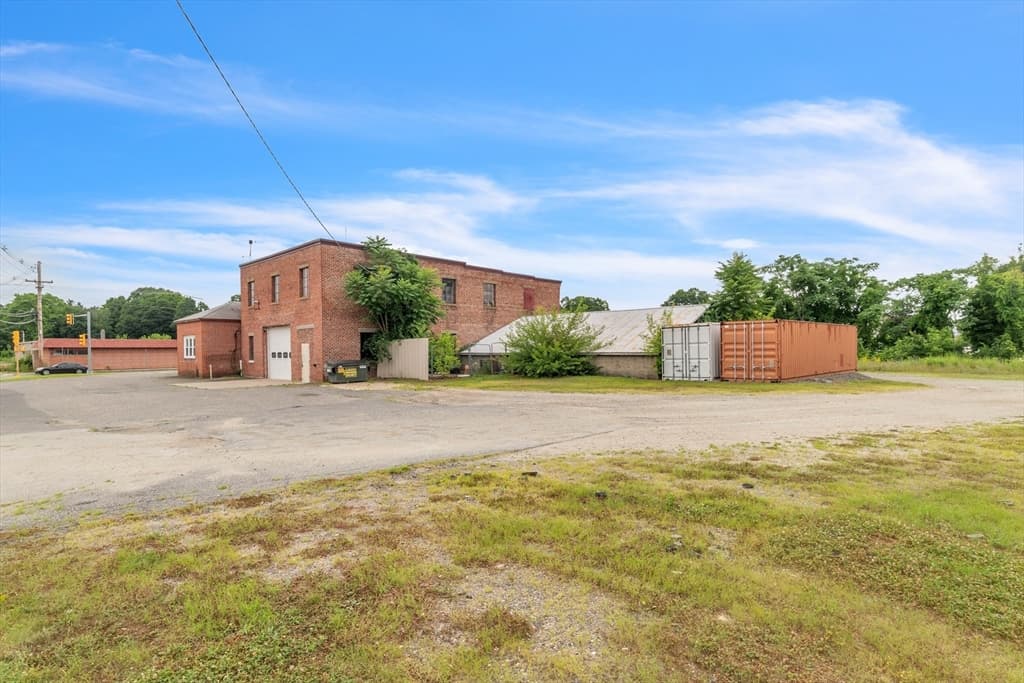 Commercial Sale at 2019 Bridge St, Palmer MA 01080, photo 4 of 12