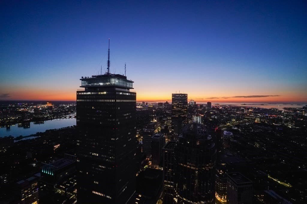Condominium at 1 Dalton St, Boston MA 02199, Boston, photo 25 of 28