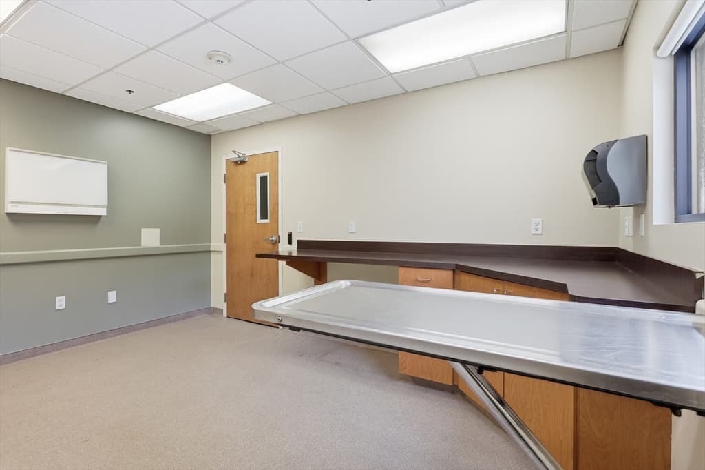 180 Bear Hill Road, Waltham MA 02451 photo 12