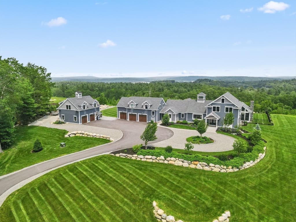 Single Family Residence at 17 Chestnut Lane, Littleton MA 01460, Littleton, photo 2 of 42