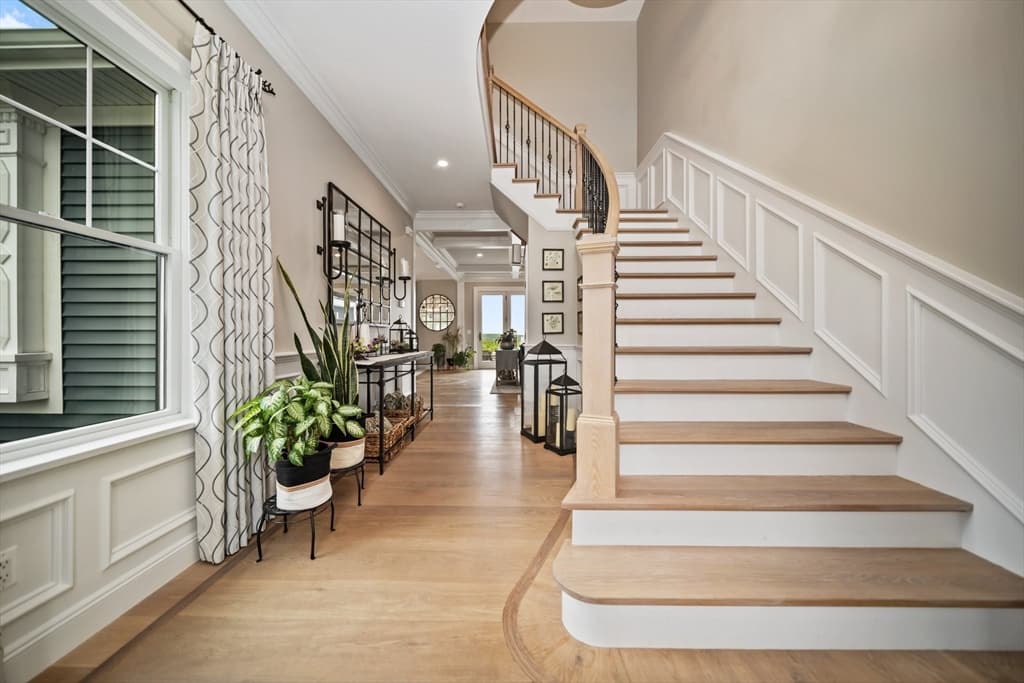 Single Family Residence at 17 Chestnut Lane, Littleton MA 01460, Littleton, photo 4 of 42