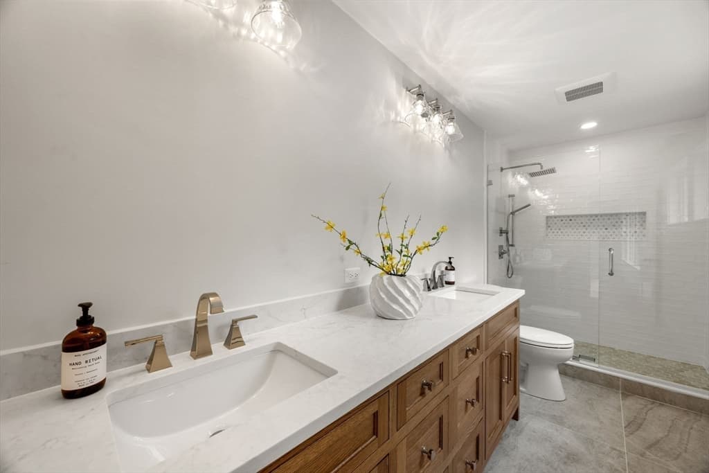 640 Poponessett Rd, Barnstable MA 02635 photo 34