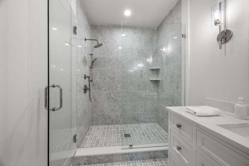640 Poponessett Rd, Barnstable MA 02635 photo 14
