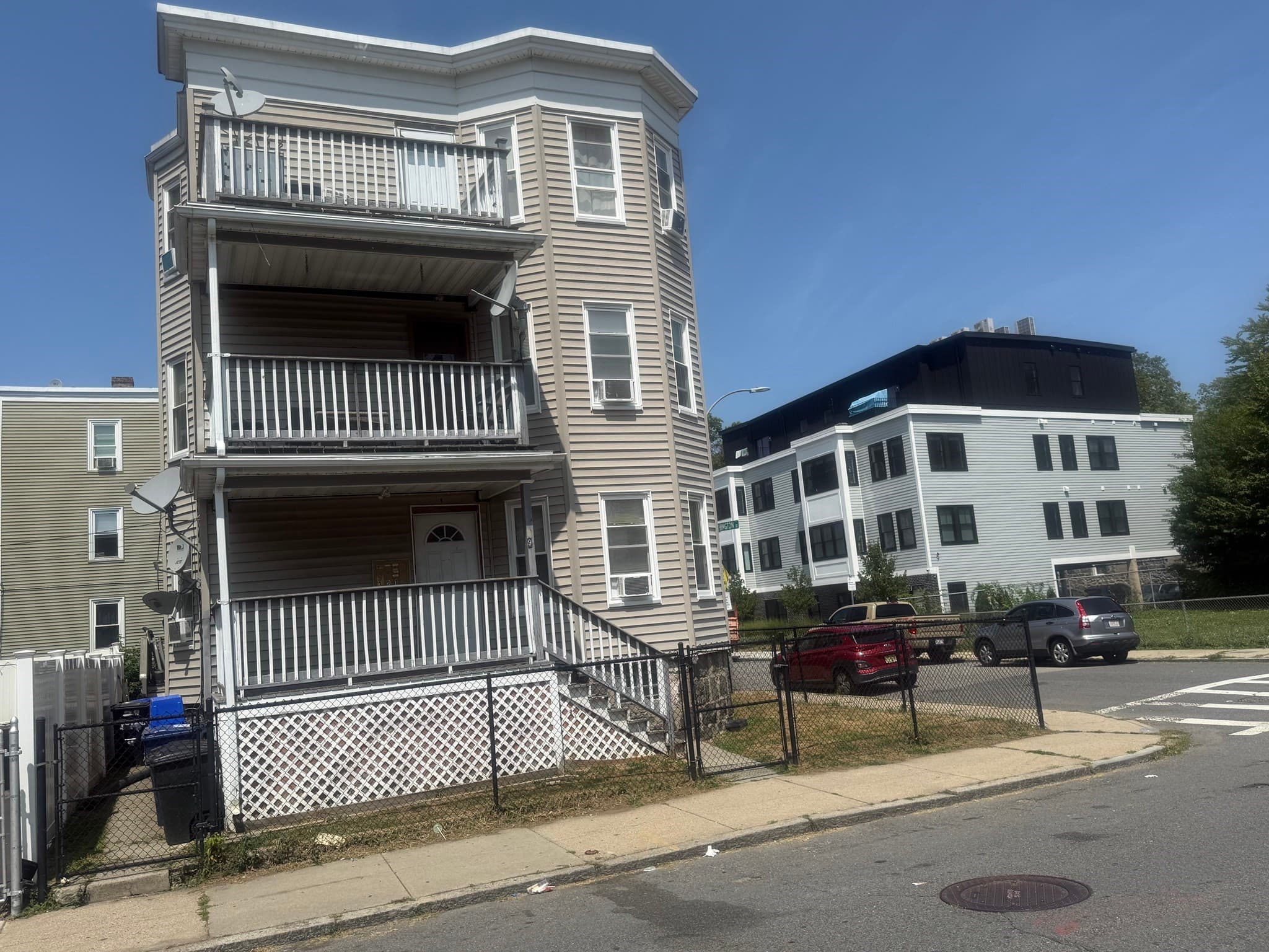 3 Family at 29 Torrey St, Boston MA 02124, Boston, photo 2 of 31