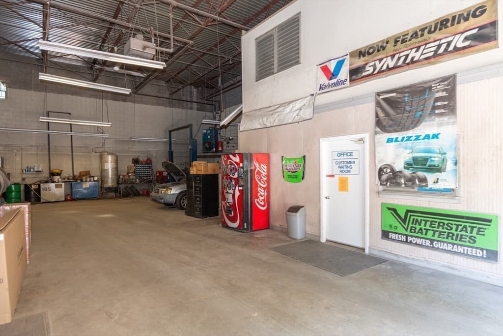 Business Opportunity at 150 Speen Street, Framingham MA 01701, photo 11 of 42