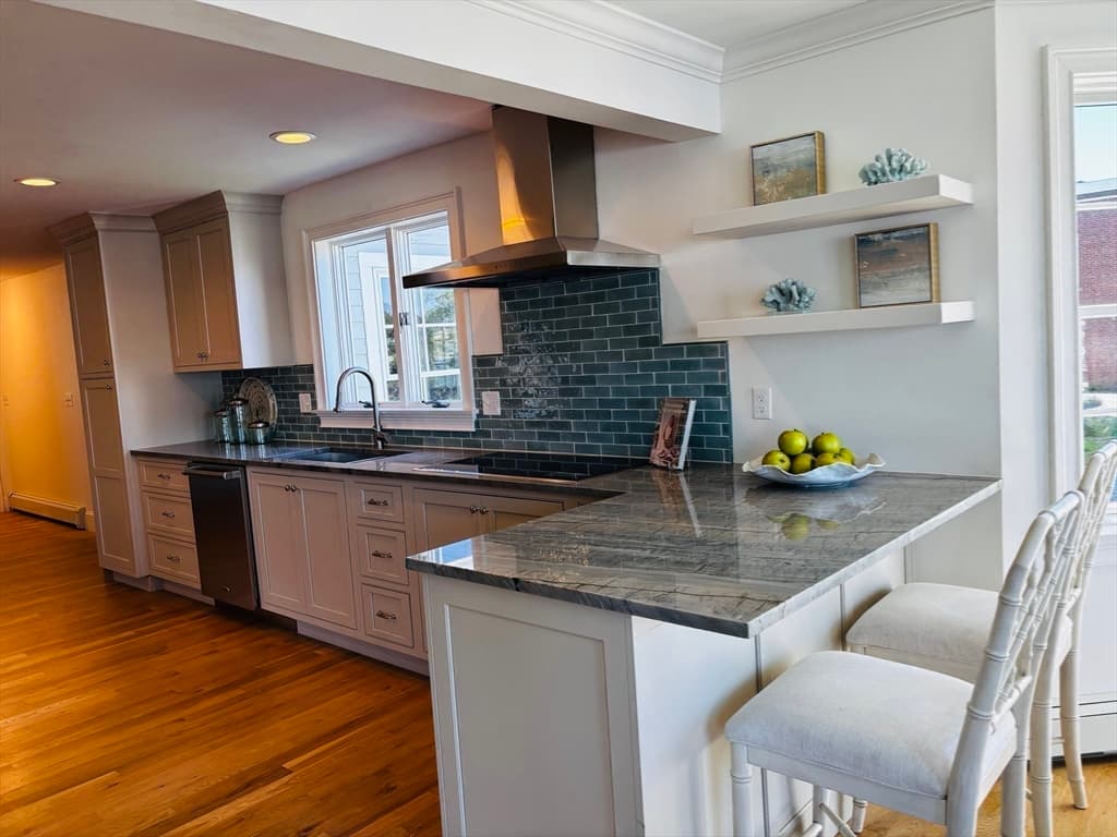 263 East Main Street, Gloucester MA 01930 photo 12