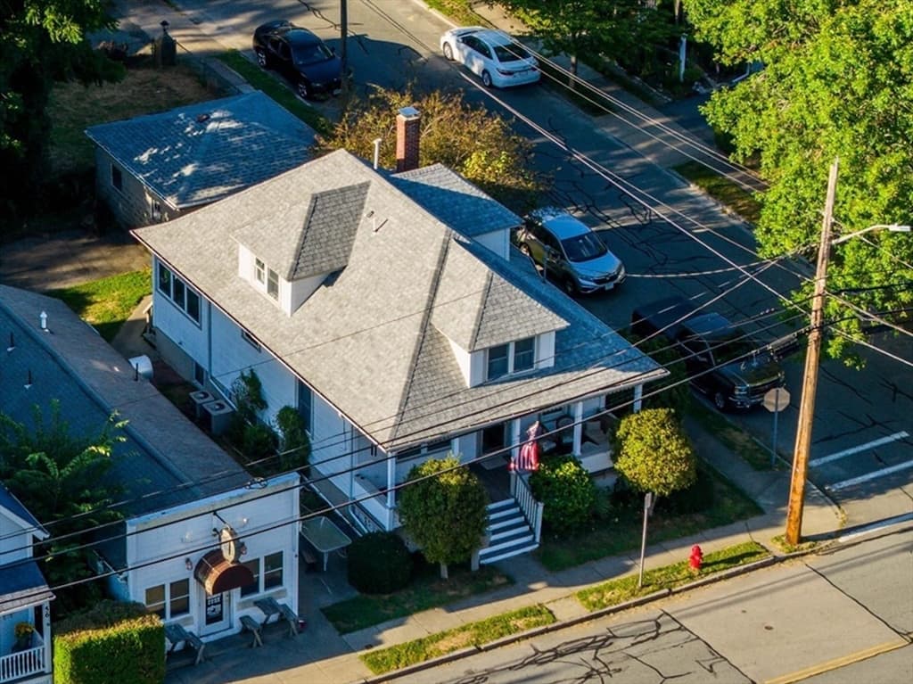 Single Family Residence at 58-60 Washington Street, Fairhaven MA 02719, photo 2 of 25