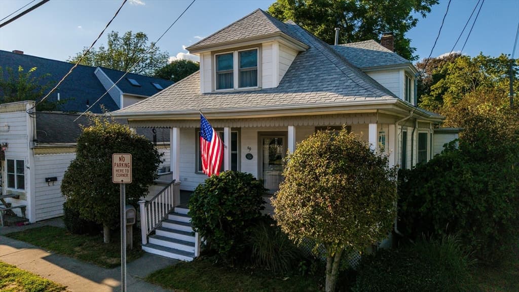 58-60 Washington Street, Fairhaven MA 02719