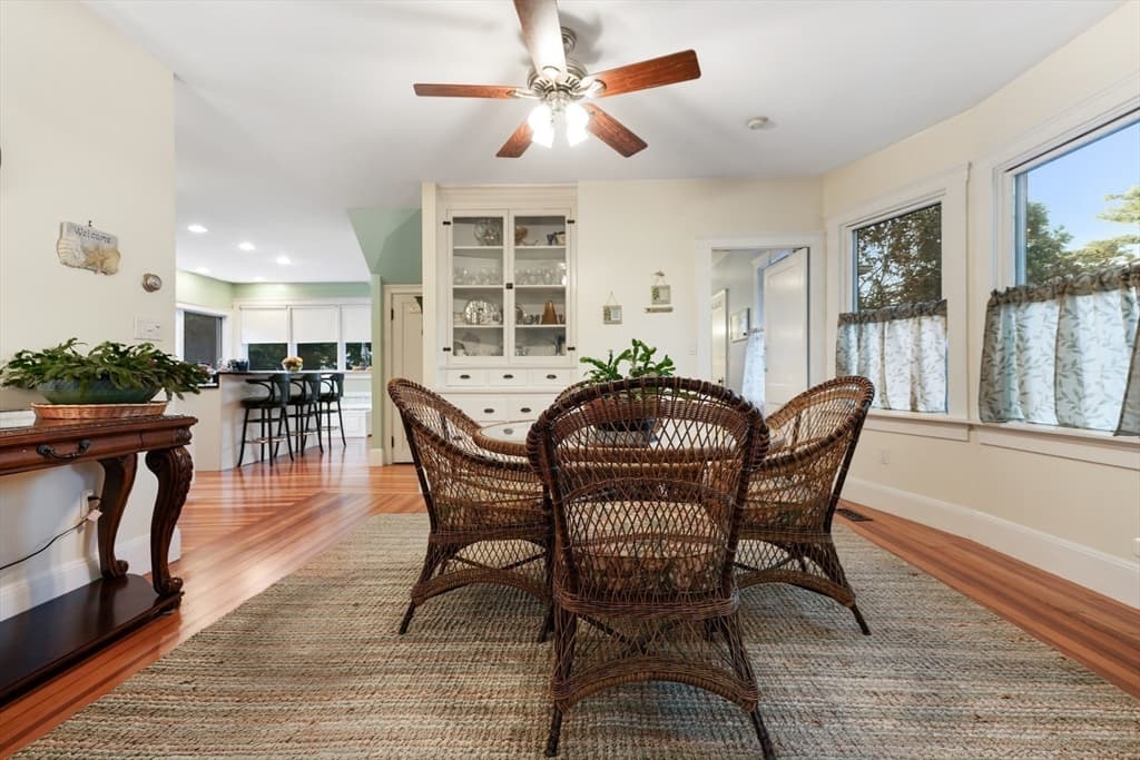 Single Family Residence at 58-60 Washington Street, Fairhaven MA 02719, photo 8 of 25