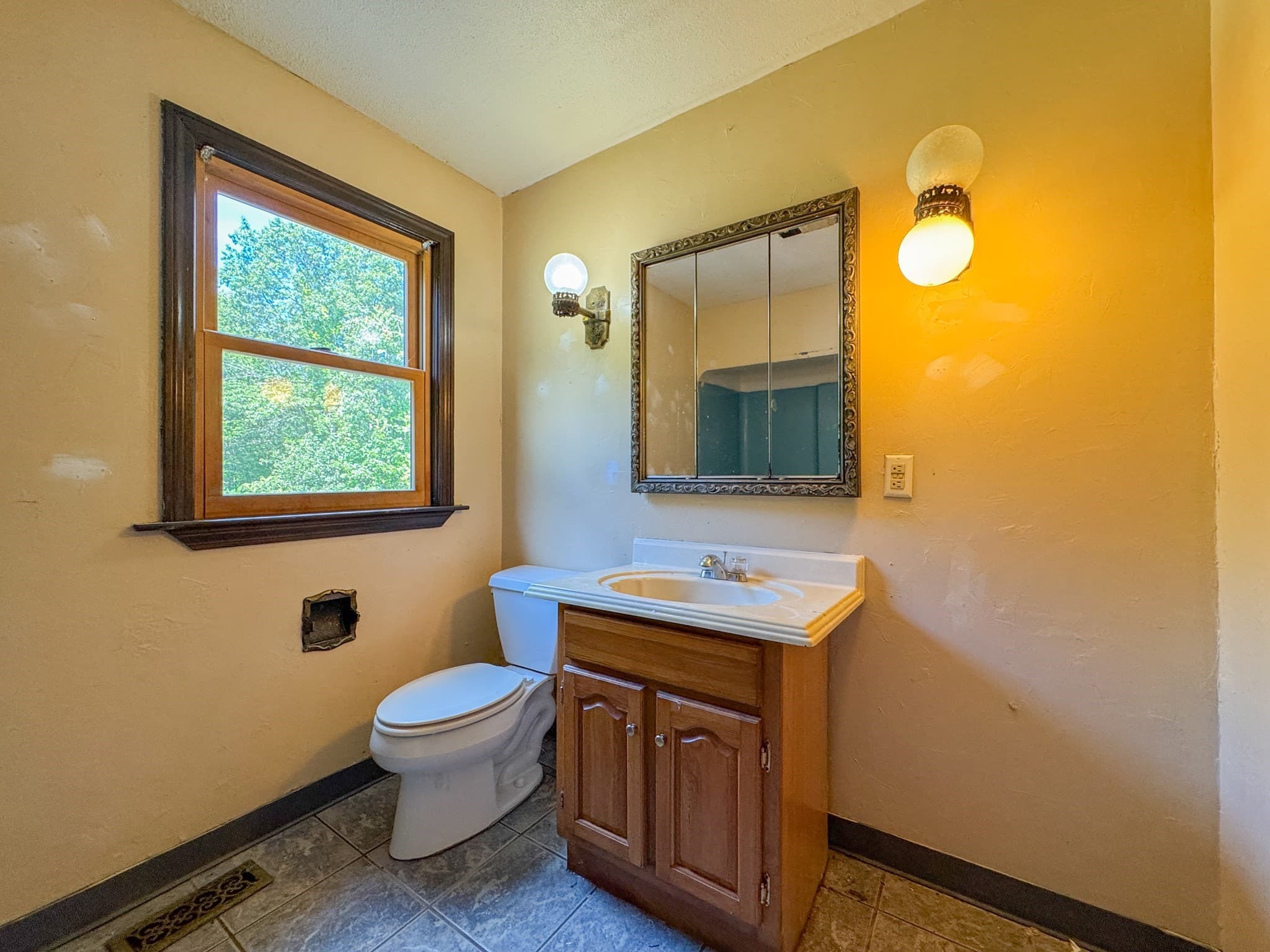 Single Family Residence at 198 Union Rd, Wales MA 01081, Wales, photo 13 of 42