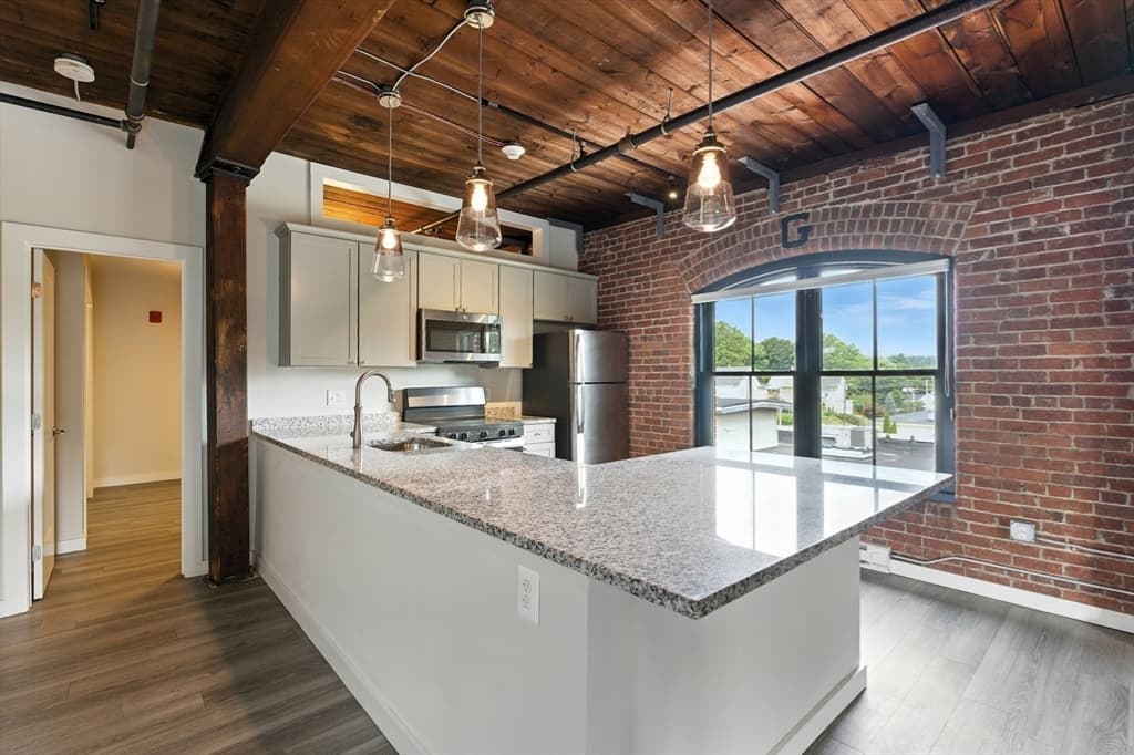 Condominium at 55 Sterling St # 306, Clinton MA 01510, photo 4 of 32