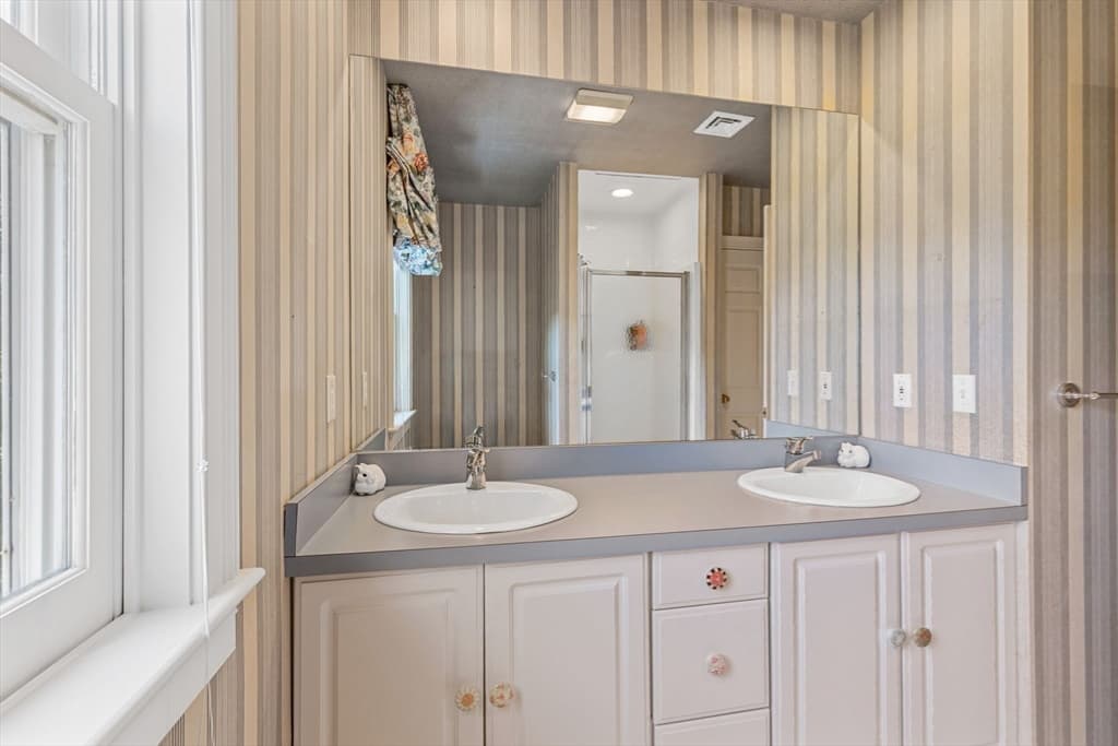 4390 Main, Barnstable MA 02637 photo 28