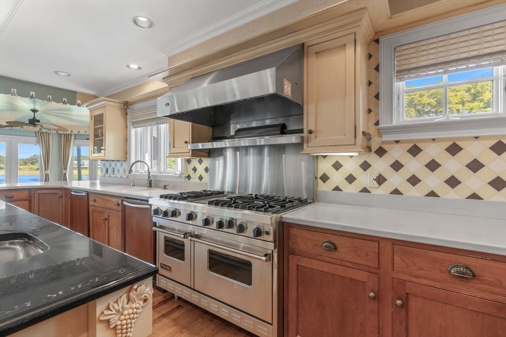 4390 Main, Barnstable MA 02637 photo 11