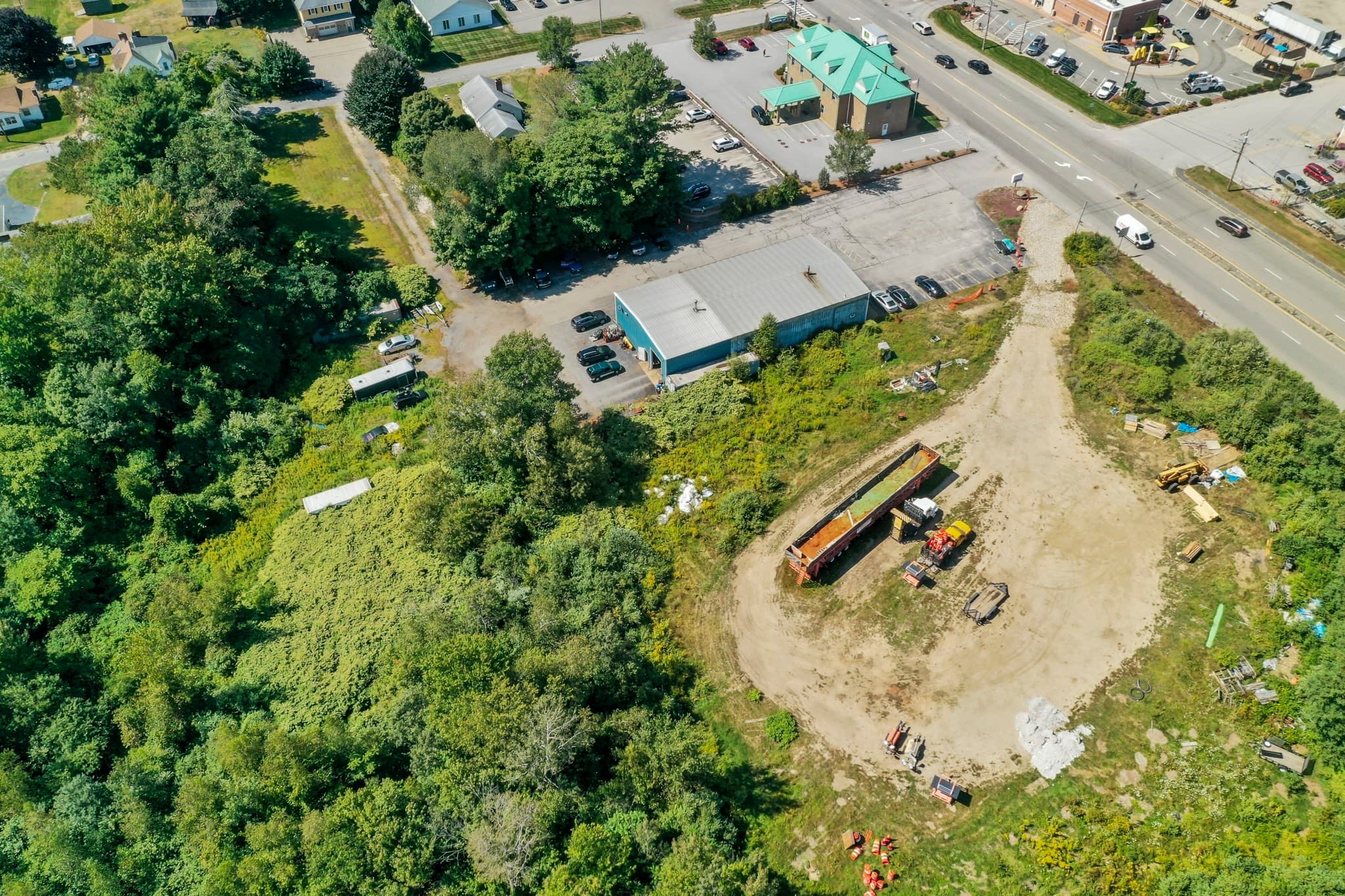Commercial at 35 &33 Sutton Avenue, Oxford MA 01540, photo 2 of 7
