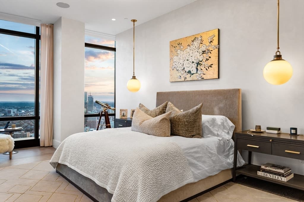 Condominium at 1 Franklin St, Boston MA 02110, photo 24 of 42