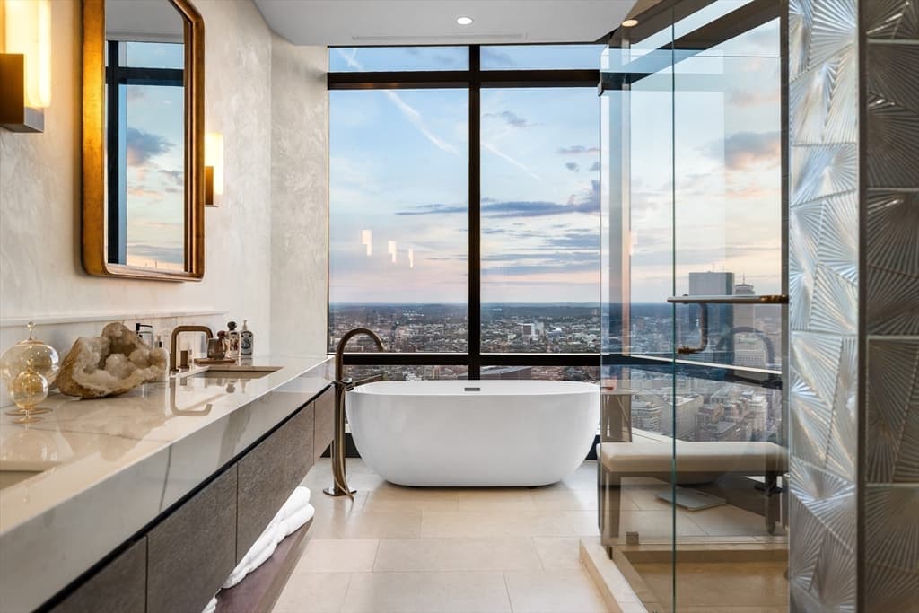 Condominium at 1 Franklin St, Boston MA 02110, photo 31 of 42