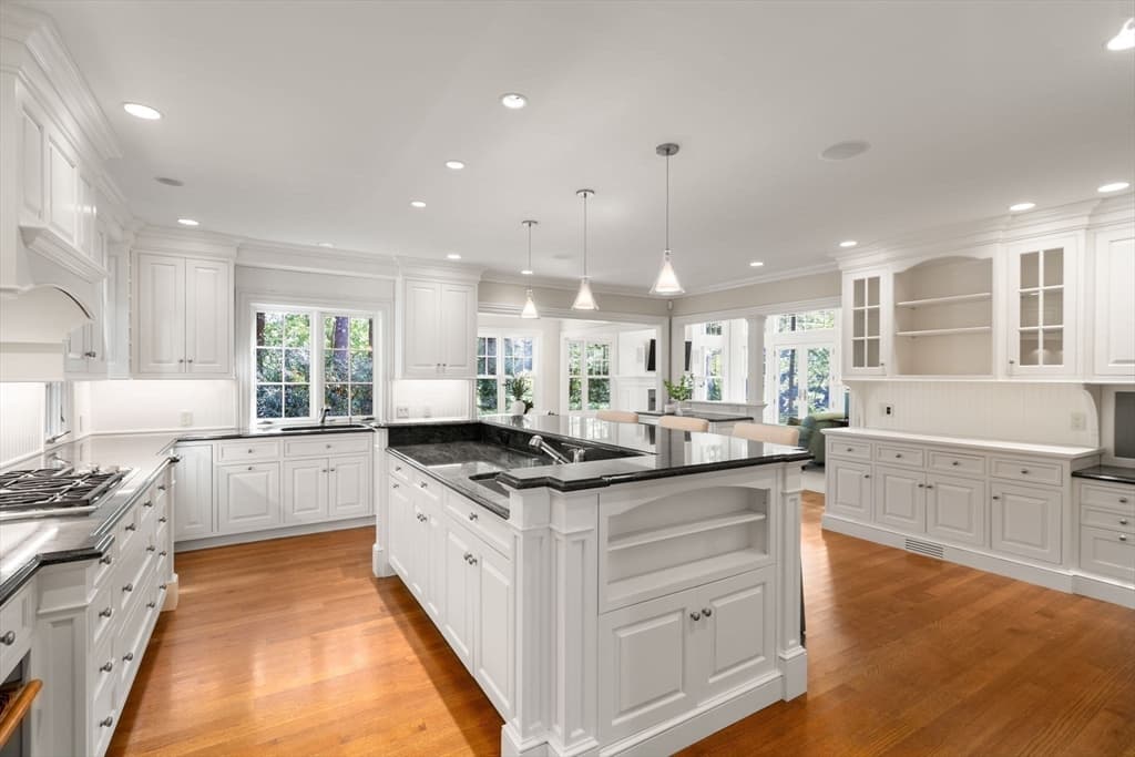 Single Family Residence at 182 Winding River Road, Wellesley MA 02482, Wellesley, photo 5 of 40