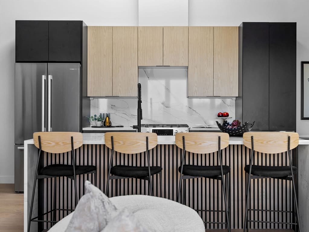 Condominium at 22 High Street, Boston MA 02122, Boston, photo 5 of 16