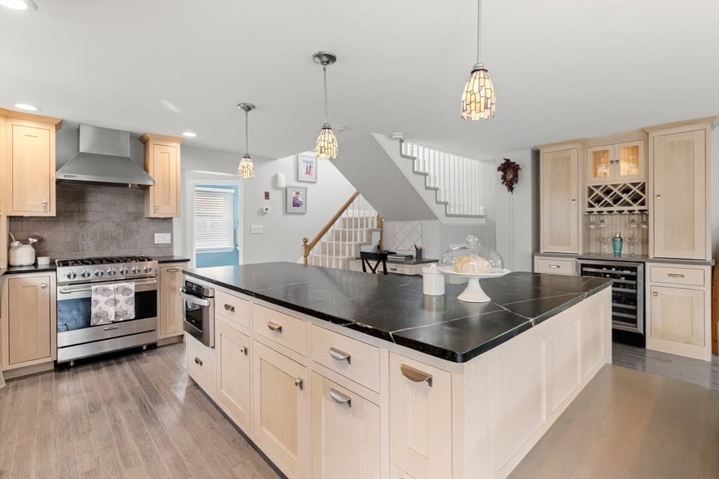 12 53rd St, Newburyport MA 01950