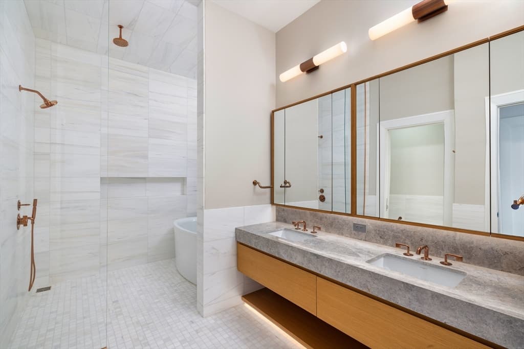 Condominium at 45 Temple St # 306, Boston MA 02114, photo 6 of 13