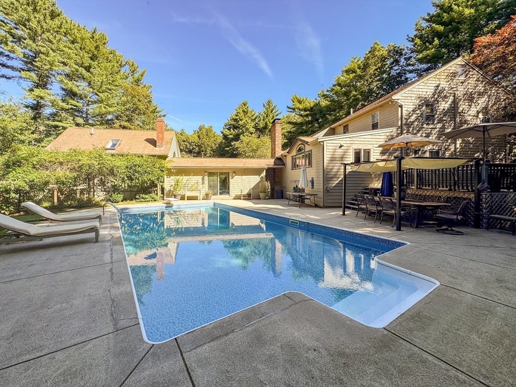 114 Graham Hill Dr, Hanover MA 02339 photo 7