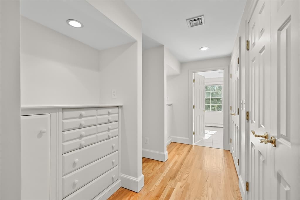 Single Family Residence at 10 Wintergreen Lane, Sandwich MA 02563, Sandwich, photo 20 of 37