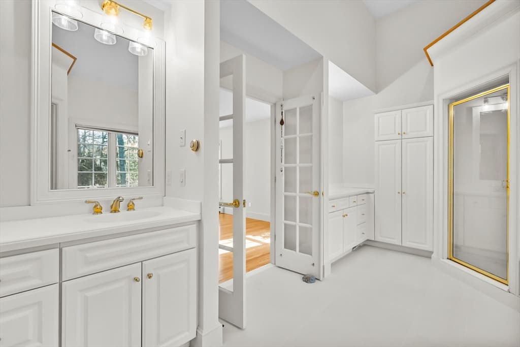 Single Family Residence at 10 Wintergreen Lane, Sandwich MA 02563, Sandwich, photo 14 of 37