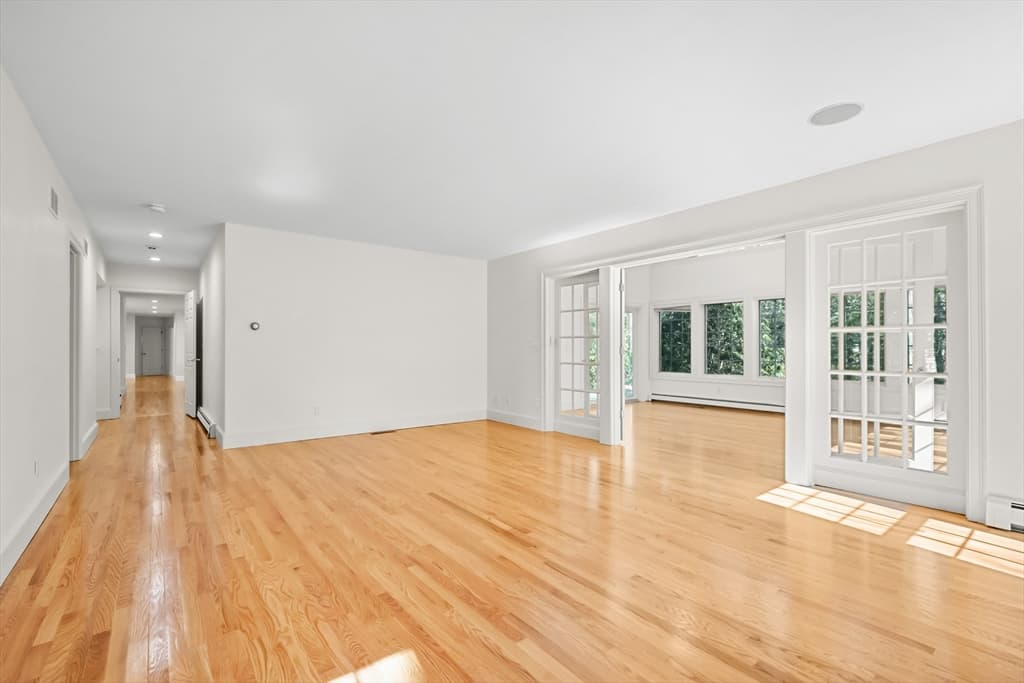 Single Family Residence at 10 Wintergreen Lane, Sandwich MA 02563, Sandwich, photo 11 of 37