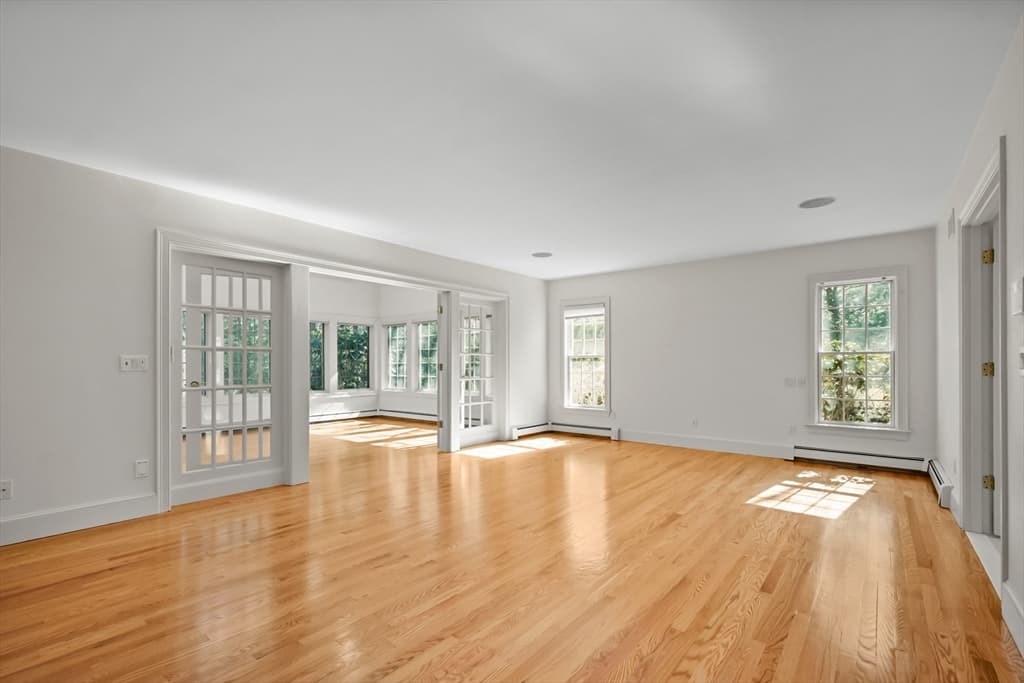 Single Family Residence at 10 Wintergreen Lane, Sandwich MA 02563, Sandwich, photo 8 of 37
