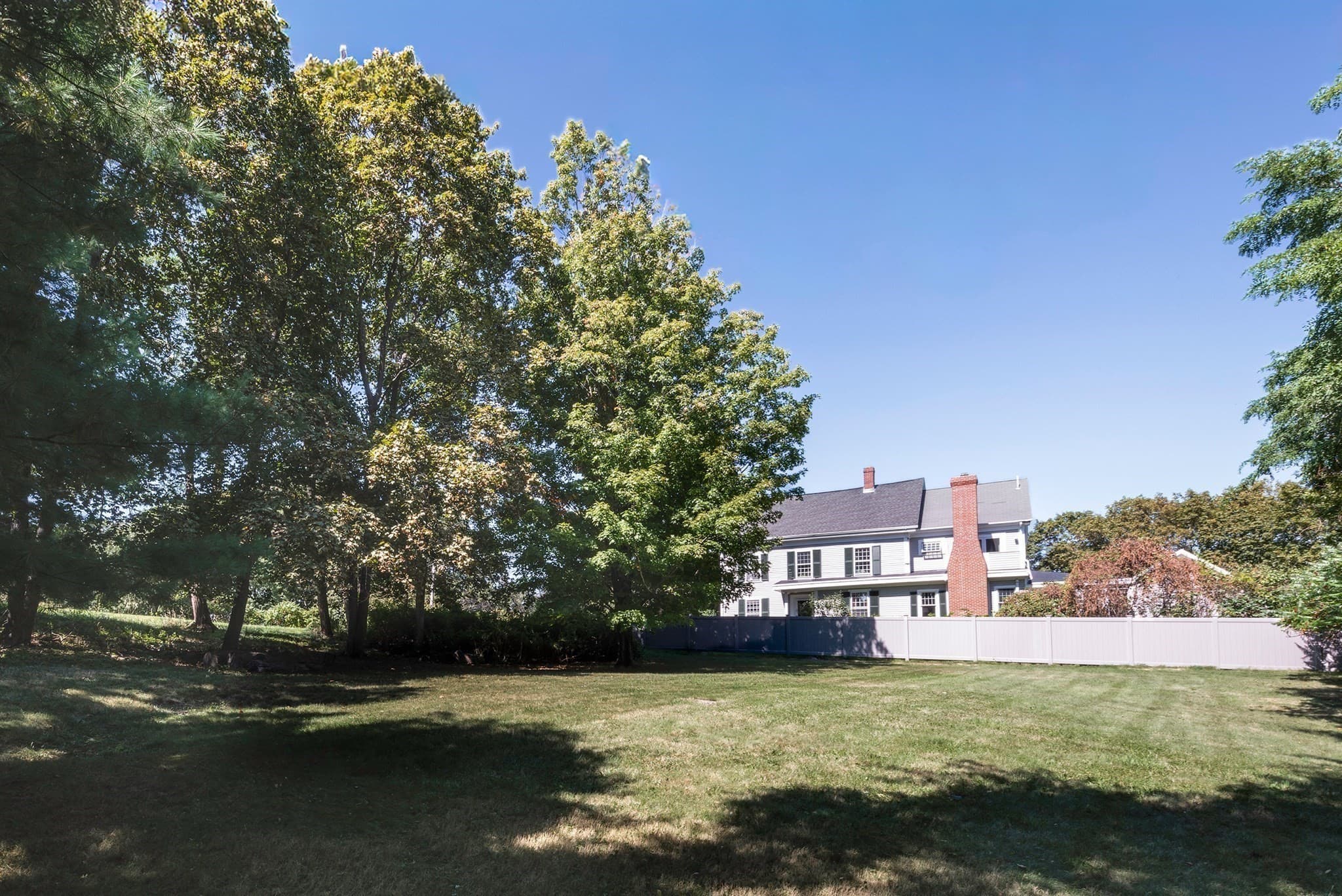 Residential at 23 Jeffreys Neck Rd, Ipswich MA 01938, photo 12 of 12