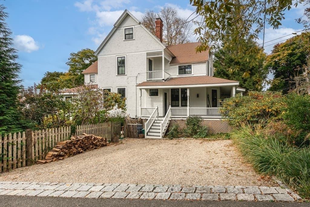 Single Family Residence at 4 Ballast Lane, Marblehead MA 01945, Marblehead, photo 2 of 42