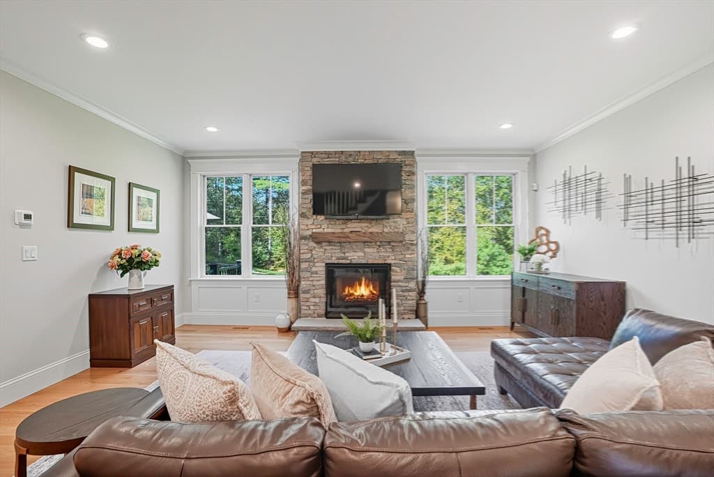 Single Family Residence at 2 Whisper Way, Hopkinton MA 01748, photo 16 of 40