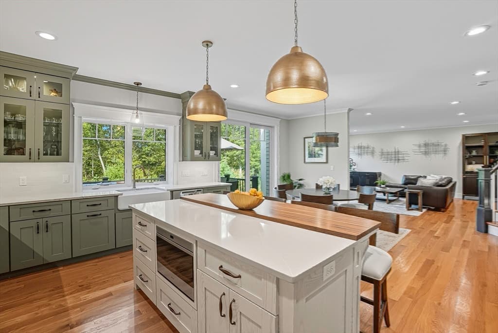 Single Family Residence at 2 Whisper Way, Hopkinton MA 01748, photo 10 of 40
