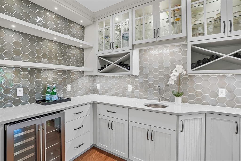 Single Family Residence at 2 Whisper Way, Hopkinton MA 01748, photo 11 of 40