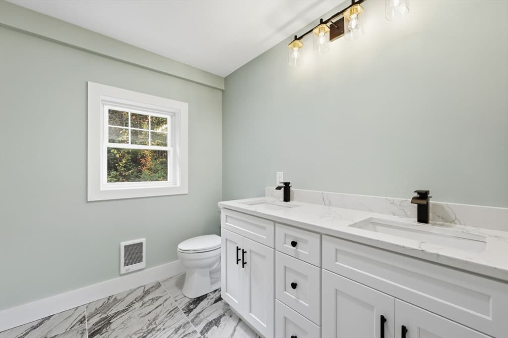 Single Family Residence at 75 Lead Mine Rd, Southampton MA 01073, Southampton, photo 34 of 42
